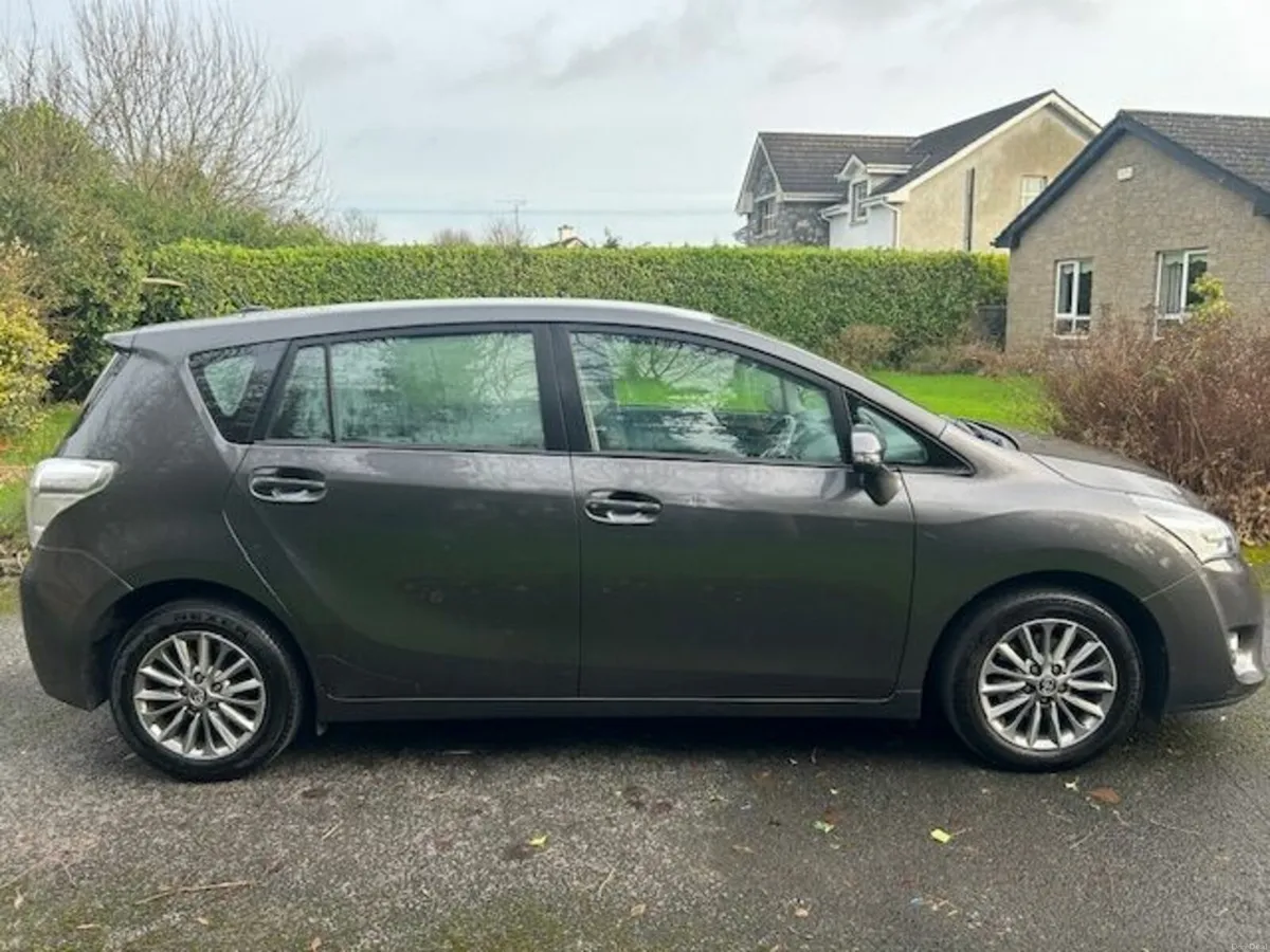 Toyota Verso 2016 - Image 4