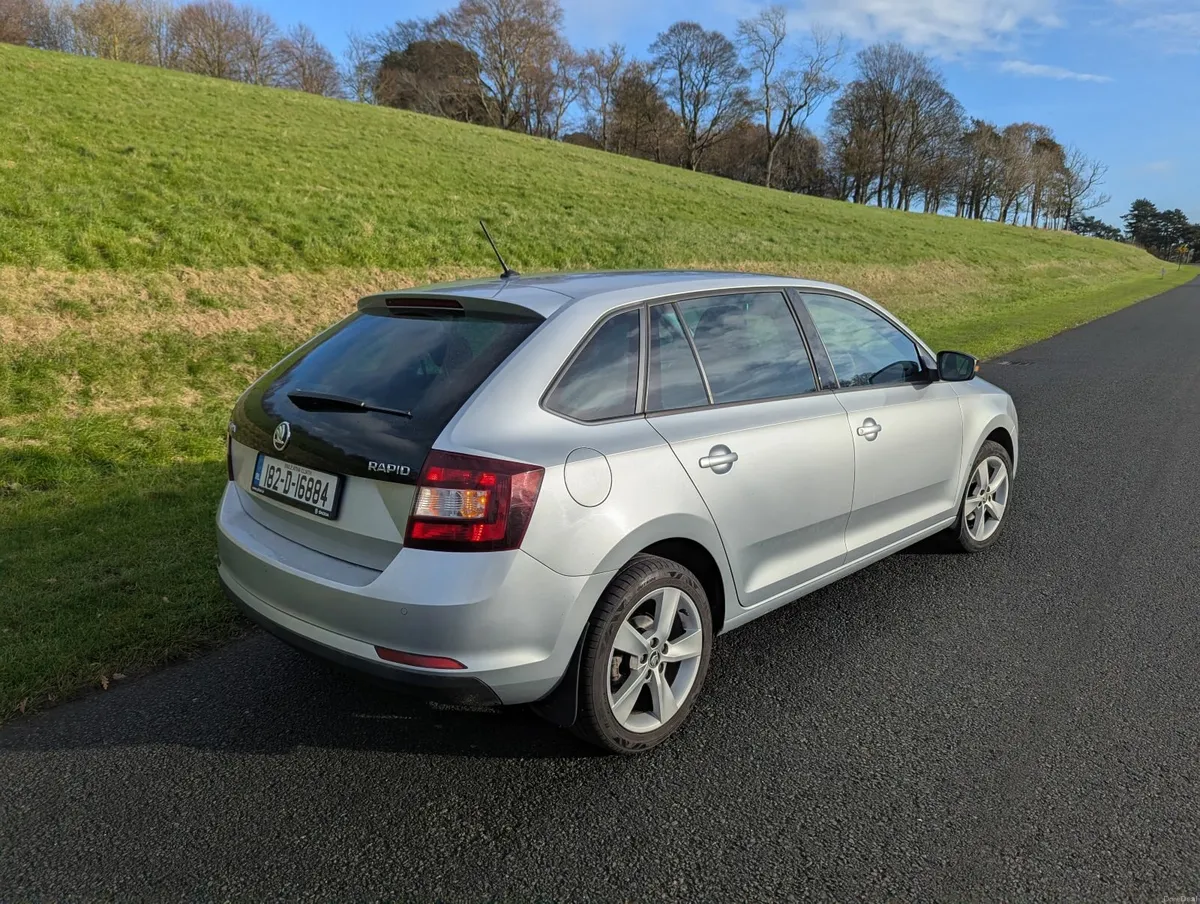 2018 (182) Skoda Rapid Spaceback Ambition 1.0 TSI - Image 4