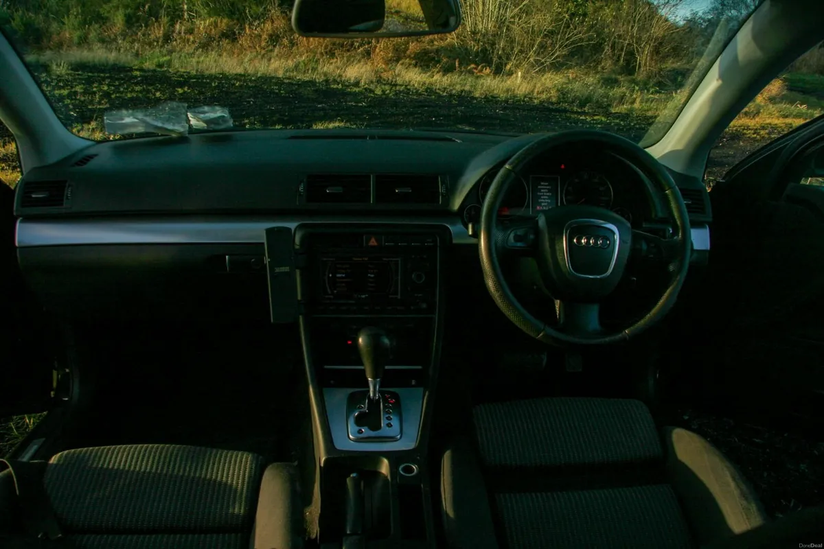 Audi A4 2.0 TDI automatic 2008 - Image 3