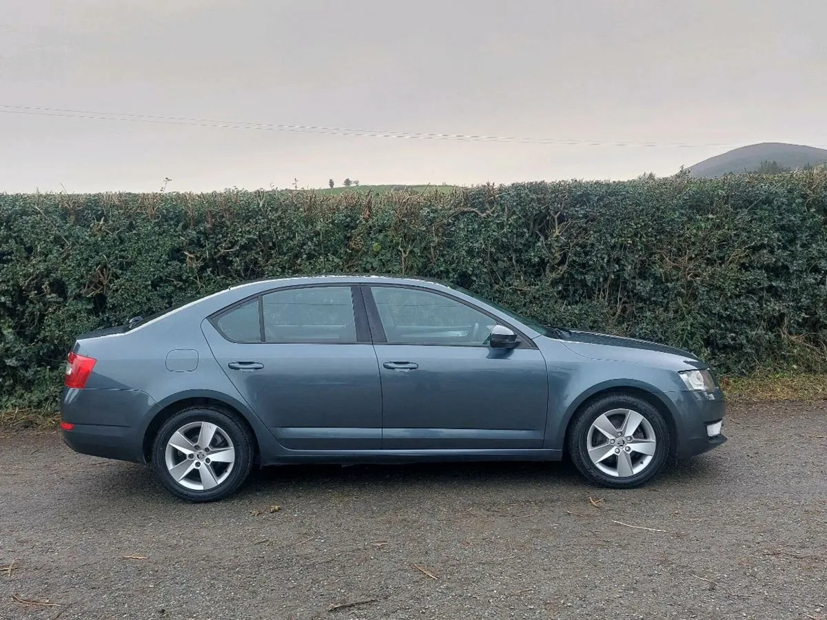 2015 SKODA OCTAVIA DSG 1.6TDI - Image 2
