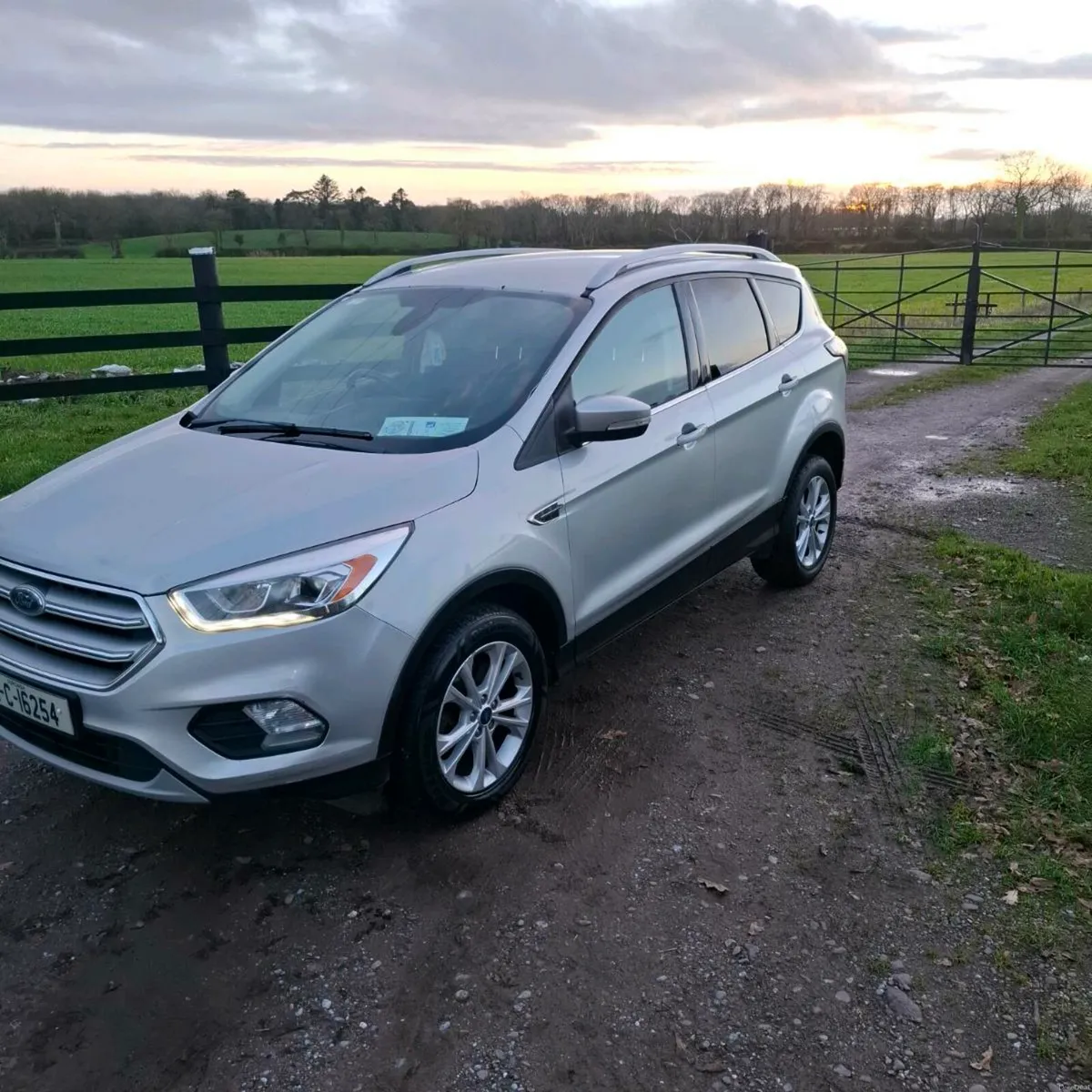 Ford Kuga - Image 2