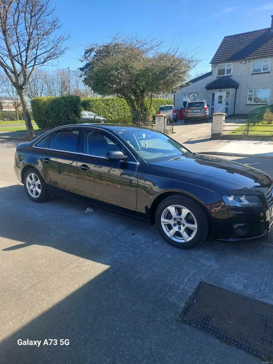 2010 Audi  A4 2.0 Diesel - Image 1