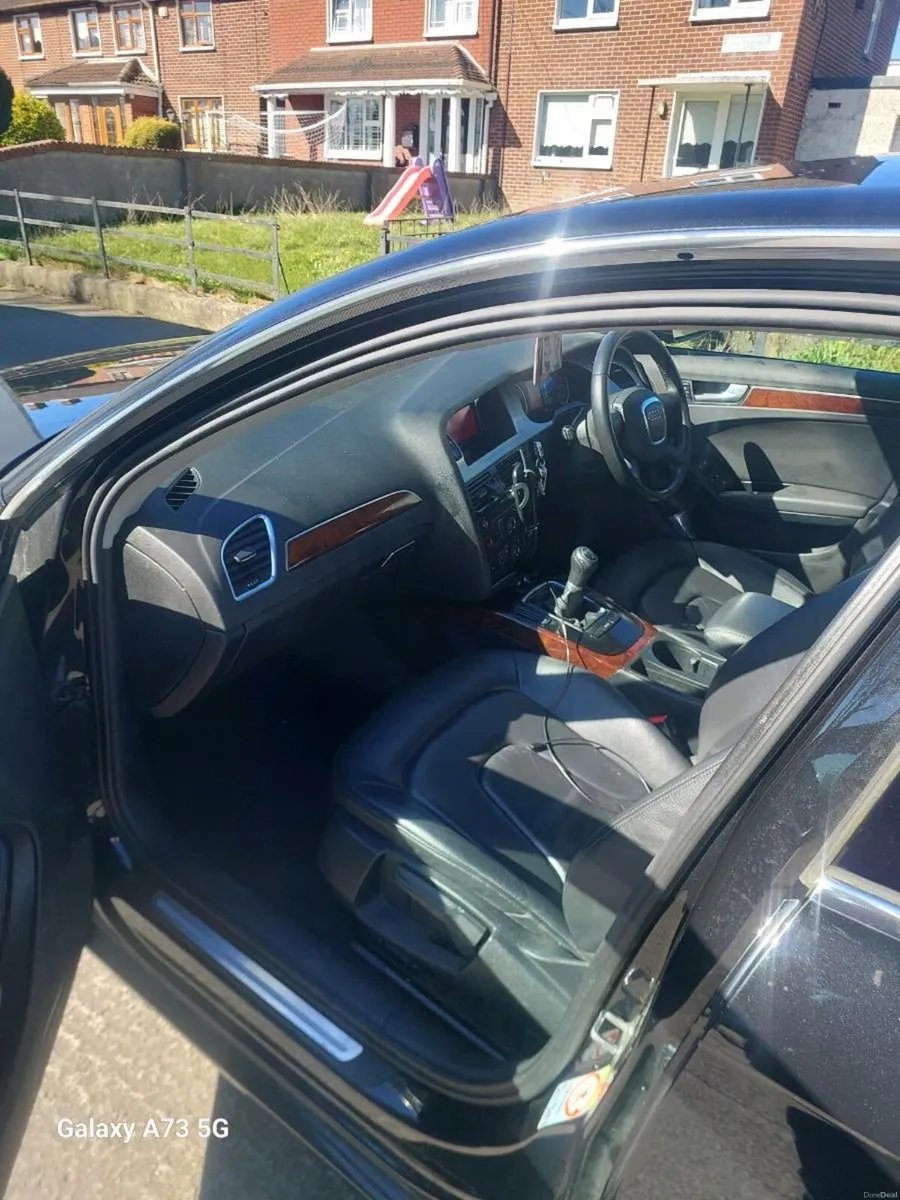 2010 Audi  A4 2.0 Diesel €2700 no text messages - Image 5