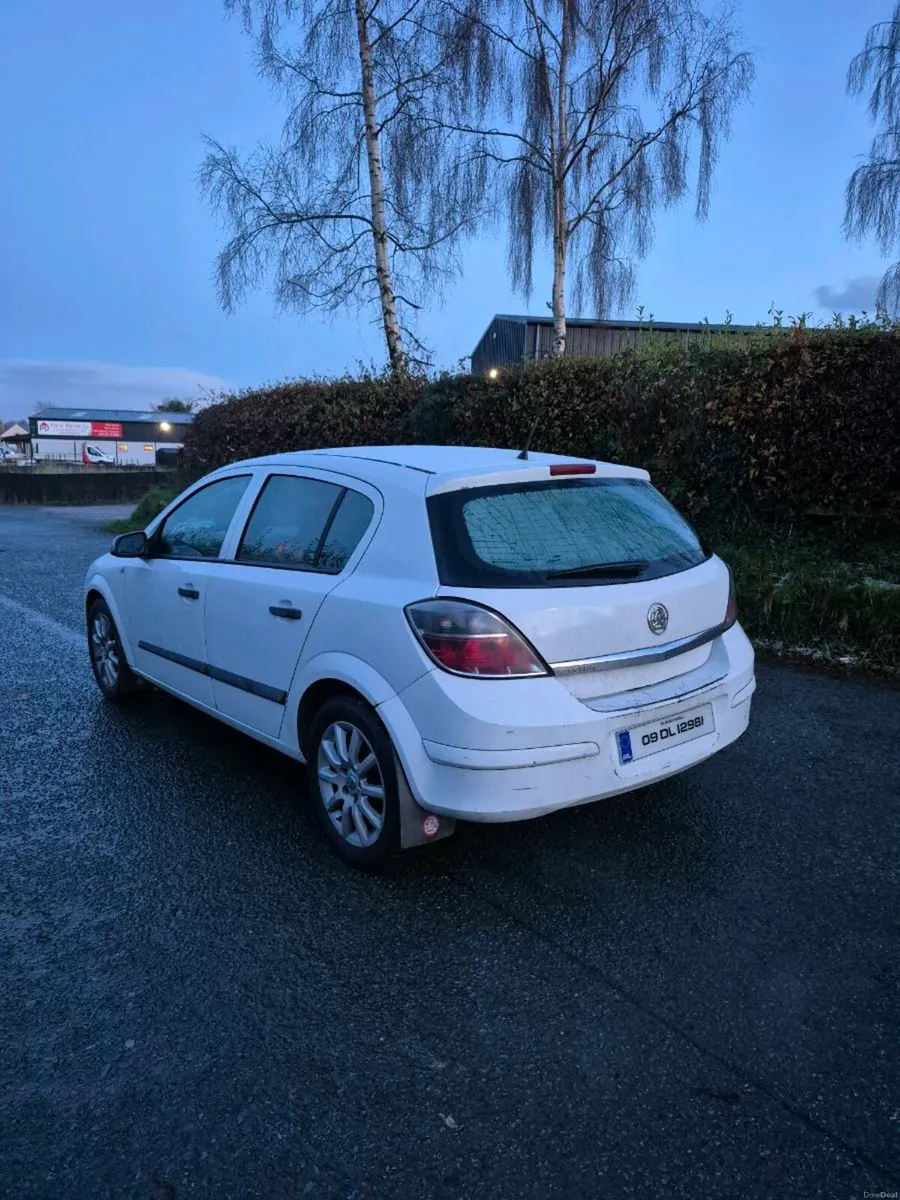 2009 Vauxhall Astra 1.7 CDTI - Image 2