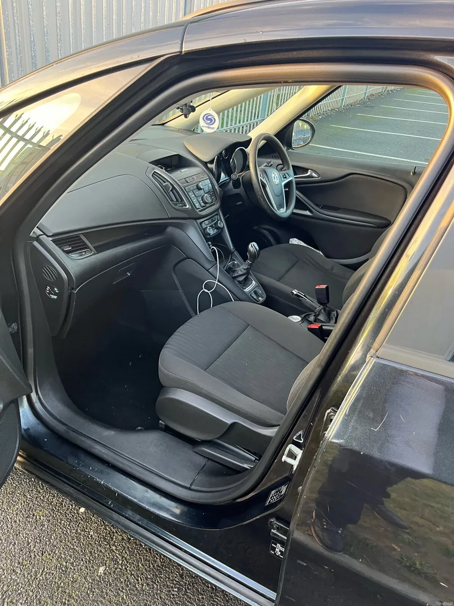 Opel zafira 7 setter with new NCT - Image 3