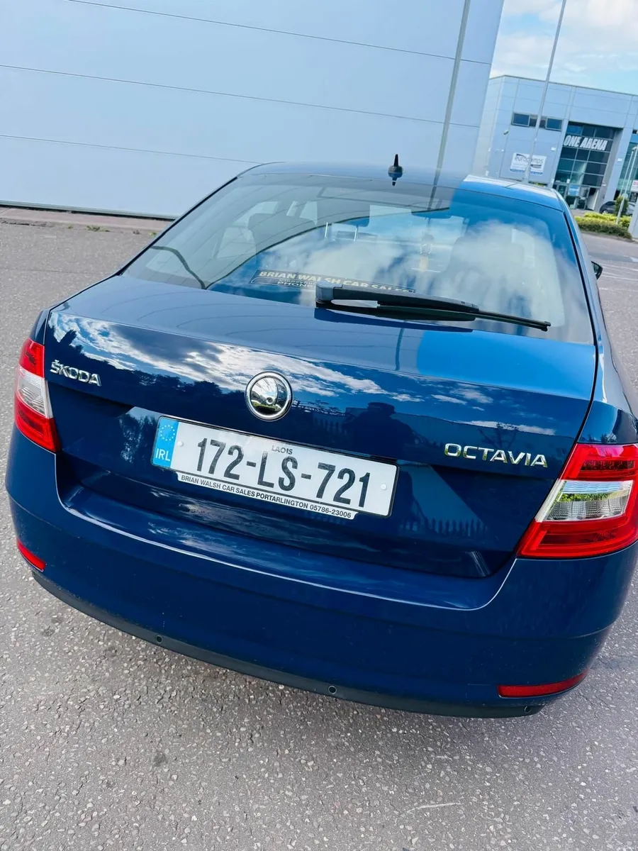 Skoda Octavia 1.6 TDI 2017-Automatic - Image 5
