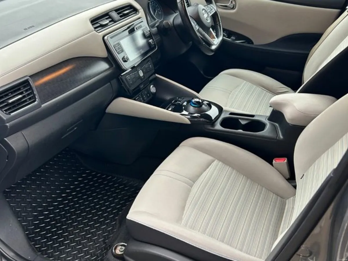 Nissan Leaf 40k EV SV Cold PK 40KW 18 4DR AU - Image 3