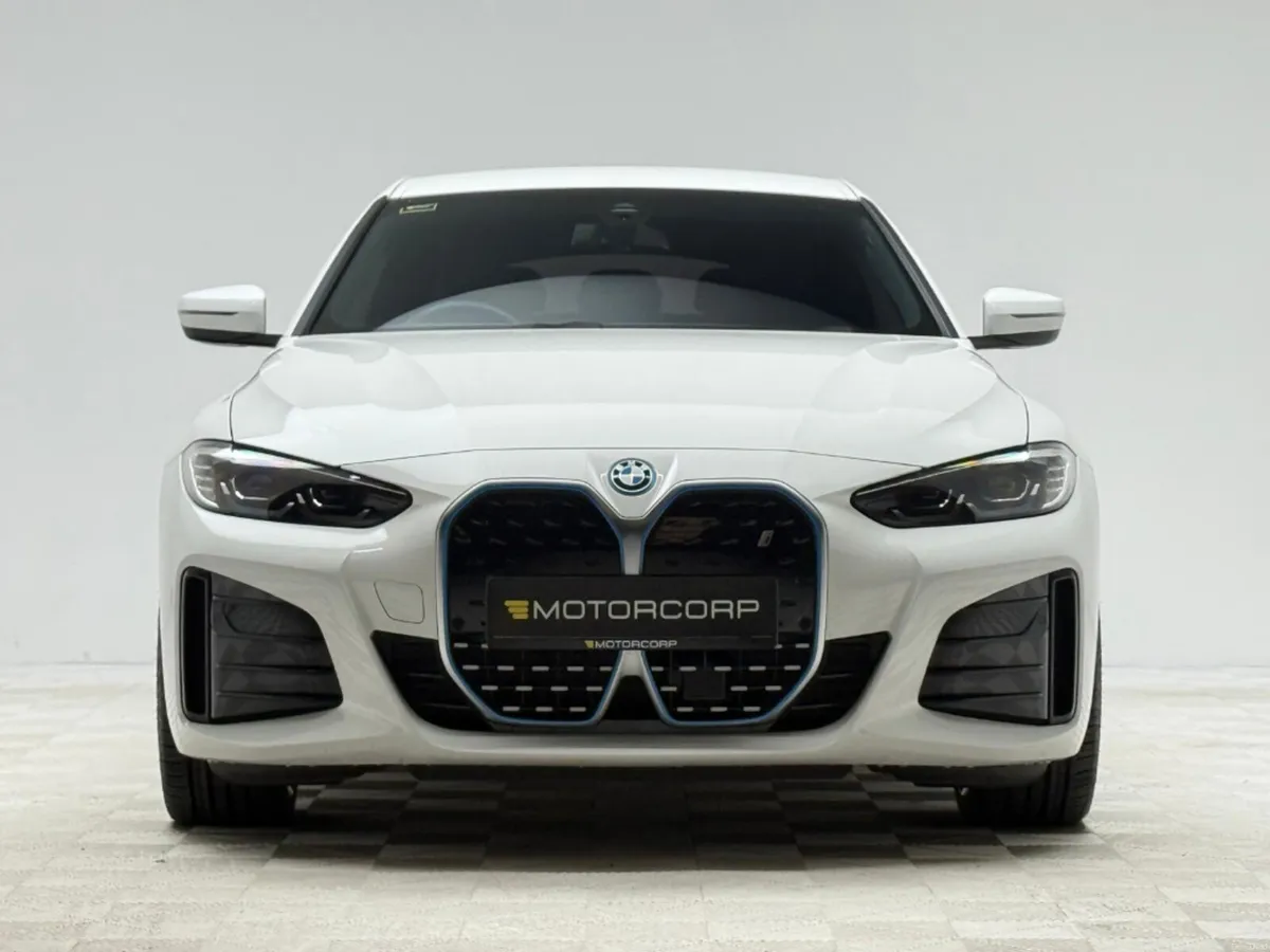 BMW i4 35 M SPORT EDRIVE - Image 2
