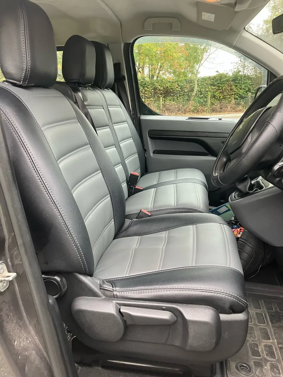 Peugeot Expert people carrier - Image 2