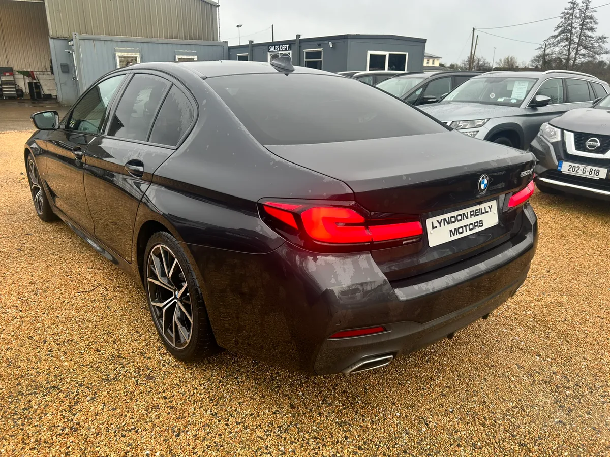 BMW 520D MSPORT - Image 4