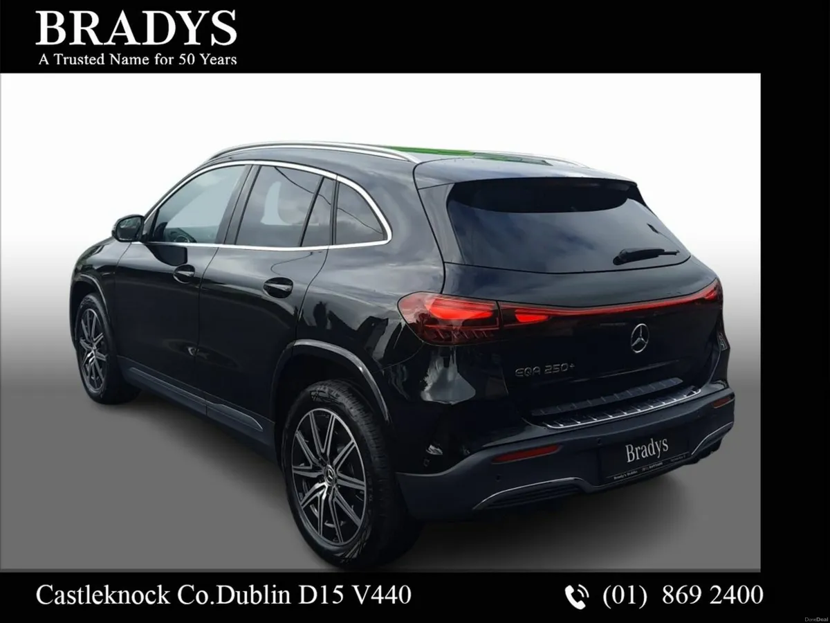 Mercedes-Benz EQA EQA 250+ AMG Line--560 km Range- - Image 4