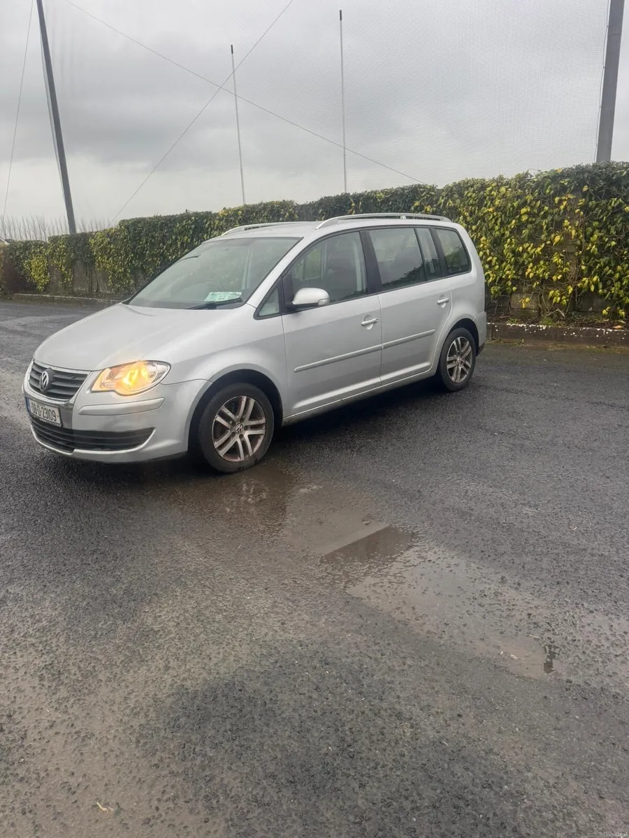 2008 Volkswagen Touran 7 Seater For Sale - Image 3