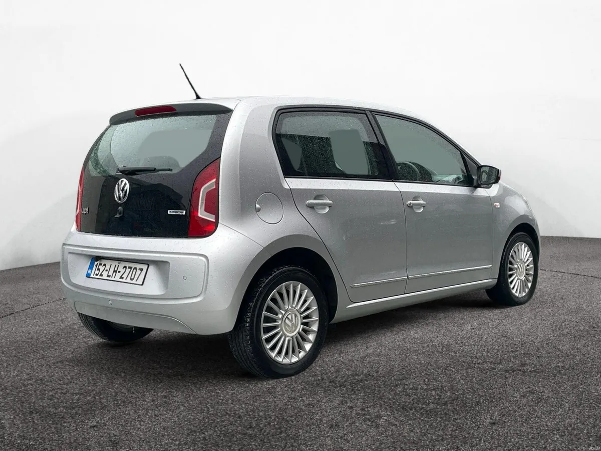 Volkswagen UP Automatic - Image 3