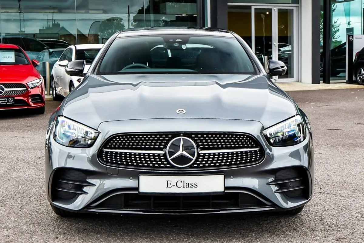 Mercedes-Benz E-Class E400d AMG Premium Plus 4Mati - Image 5