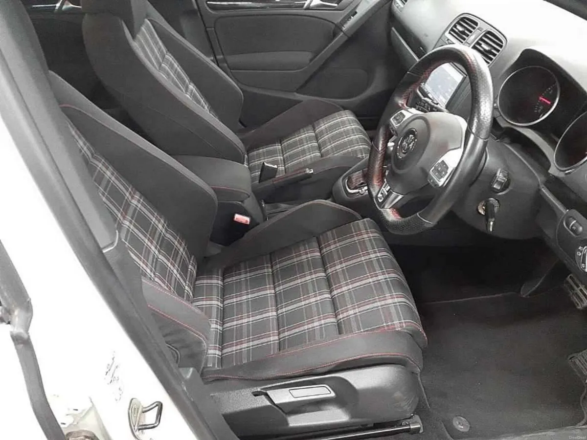 2010 Vw Golf 2.0 GTi DSG LOW KMS - Image 3