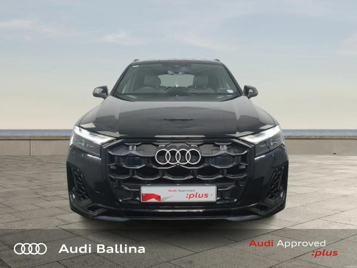 Audi Q7  S-LINE BLK ED 394PS 4WD TFSIe - Image 4