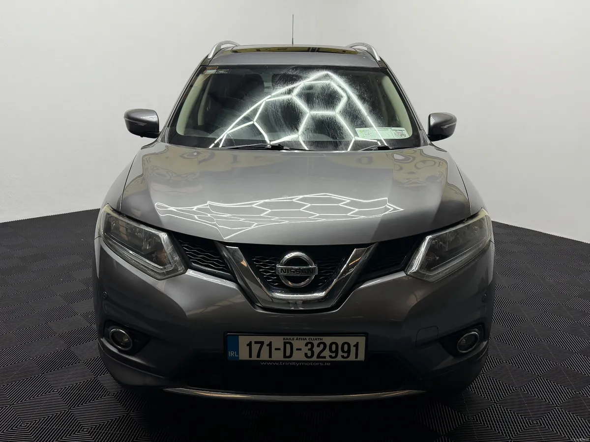 2017 Nissan X-Trail 7 Seater - Image 3