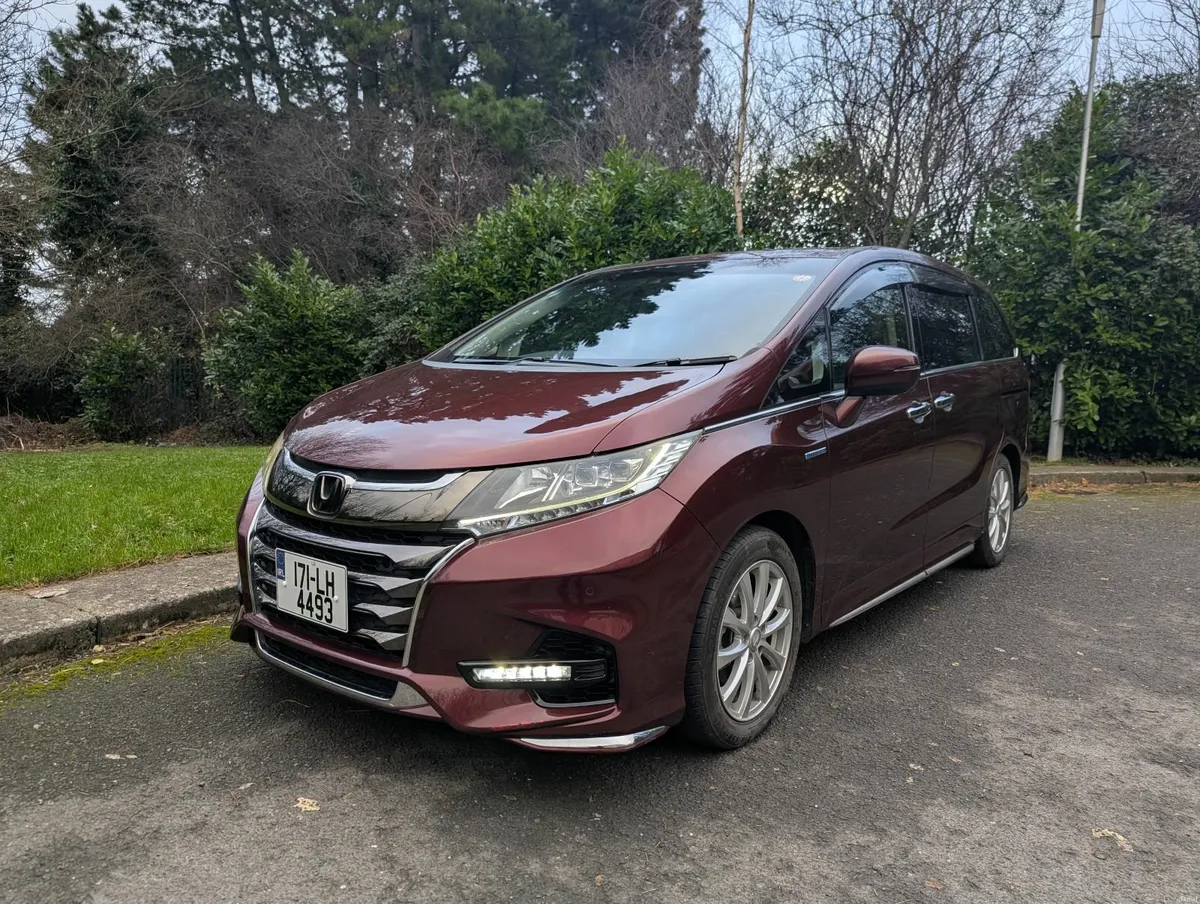 2017 Honda Odyssey Automatic Hybrid Petrol 7 Seats - Image 1