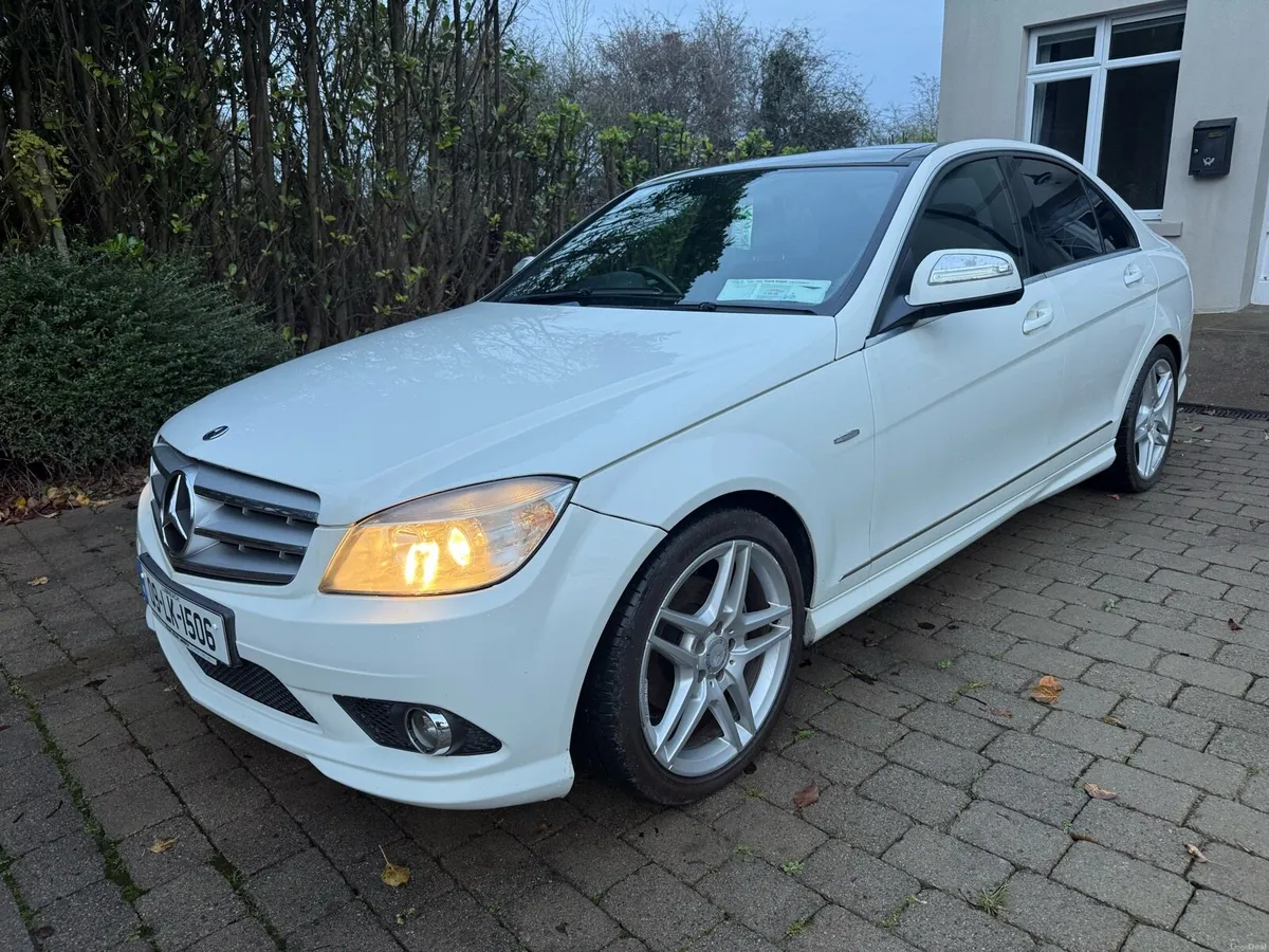 Mercedes C250 AMG Pan Roof Automatic - Image 3