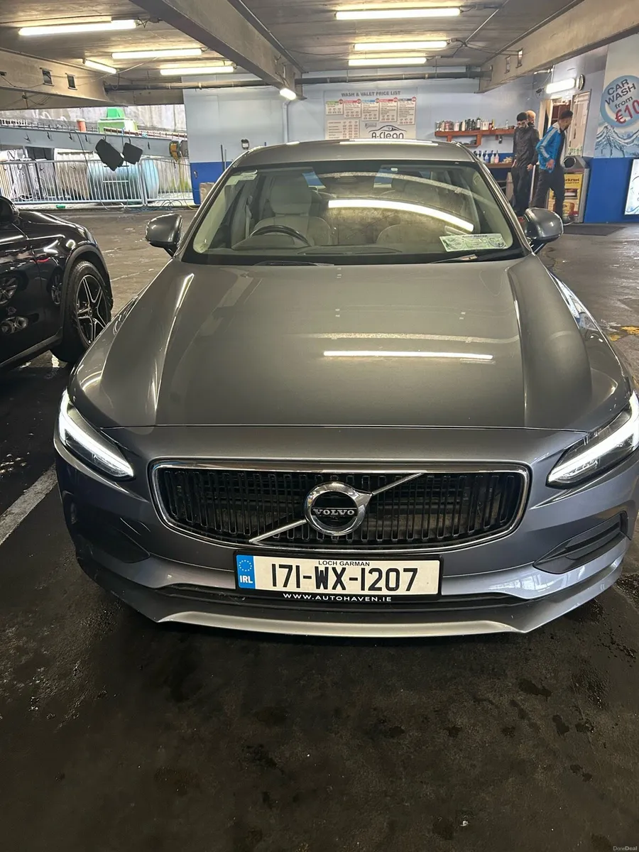 Volvo s90 - Image 1