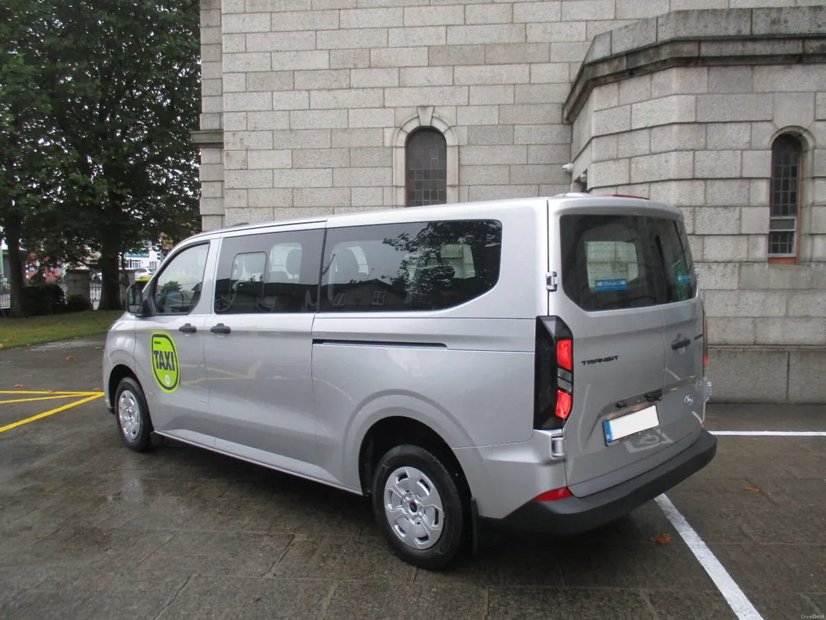 W/C ACCESSIBLE FORD TRANSIT LWB AUTO 2.0TD 9 SEAT - Image 3