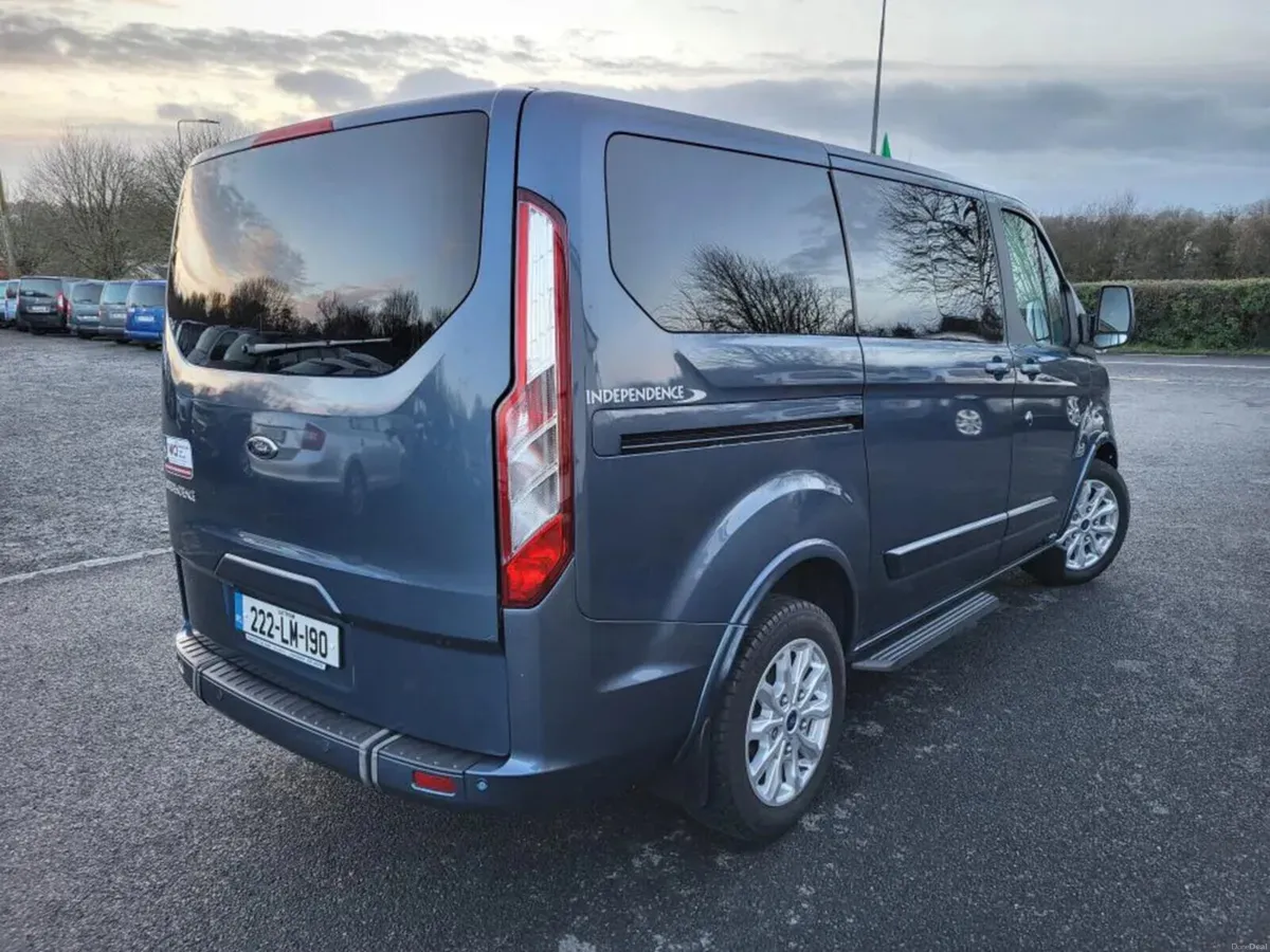 Wheelchair Accessible Ford Tourneo Custom 2022 - Image 6