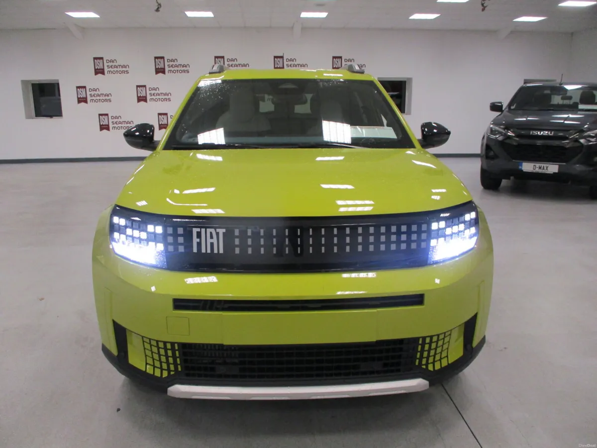 ALL NEW FIAT GRANDE PANDA 1.2 MHEV LA PRIMA - Image 4