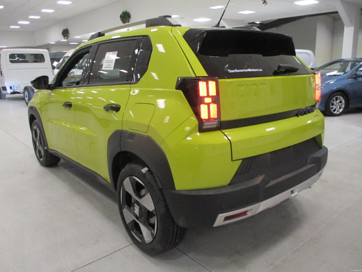 NEW 262 OFFERS FIAT GRANDE PANDA 1.2 MHEV LA PRIMA - Image 5