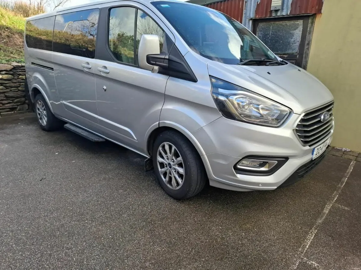 Ford Tourneo Custom 2021 - Image 3