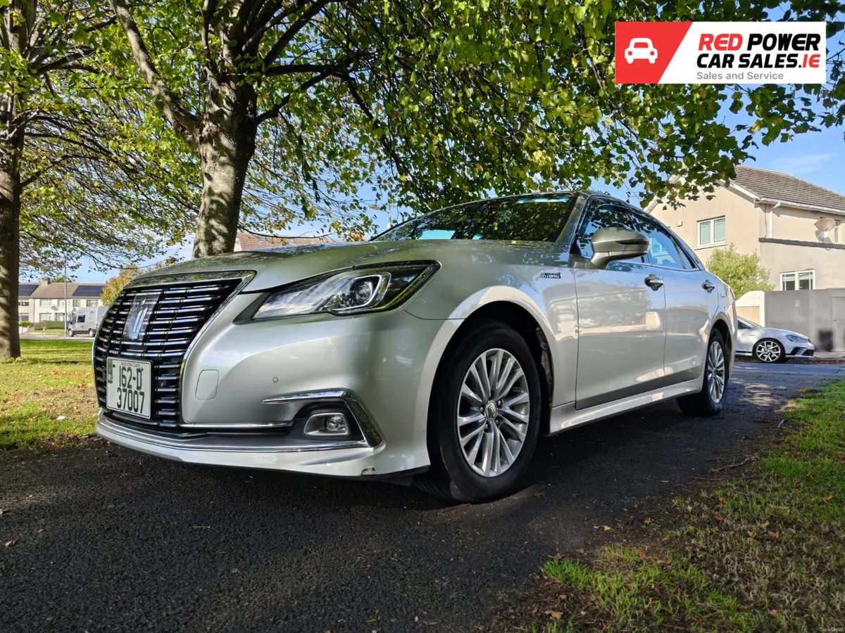 Toyota Crown 2016 Petrol Hybrid 2 Years NCT - Image 3