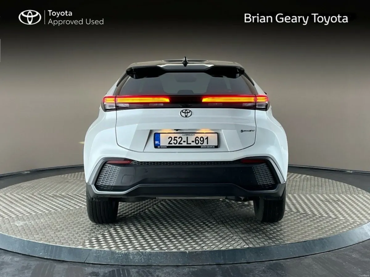 Toyota C-HR C-HR PHEV SPORT+ - Image 4