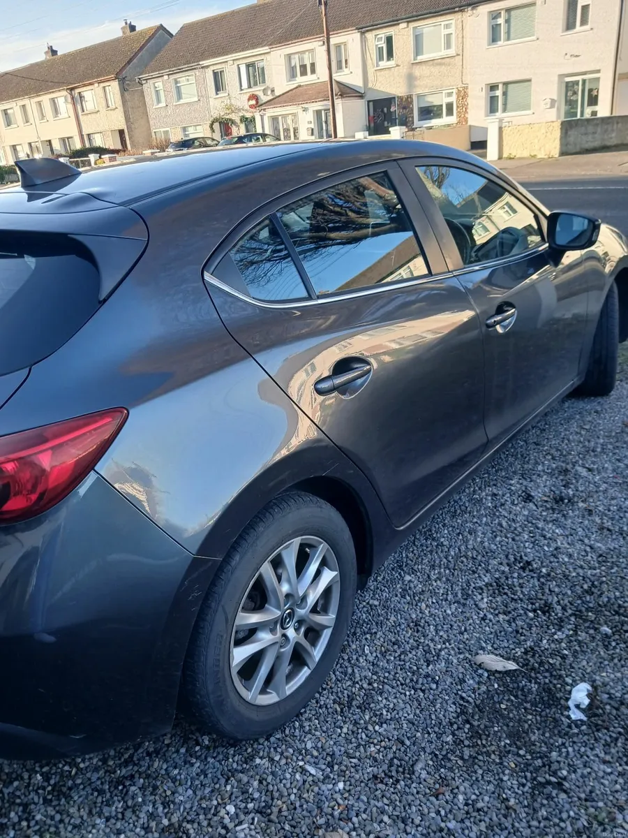 Mazda Mazda3 2015 - Image 4