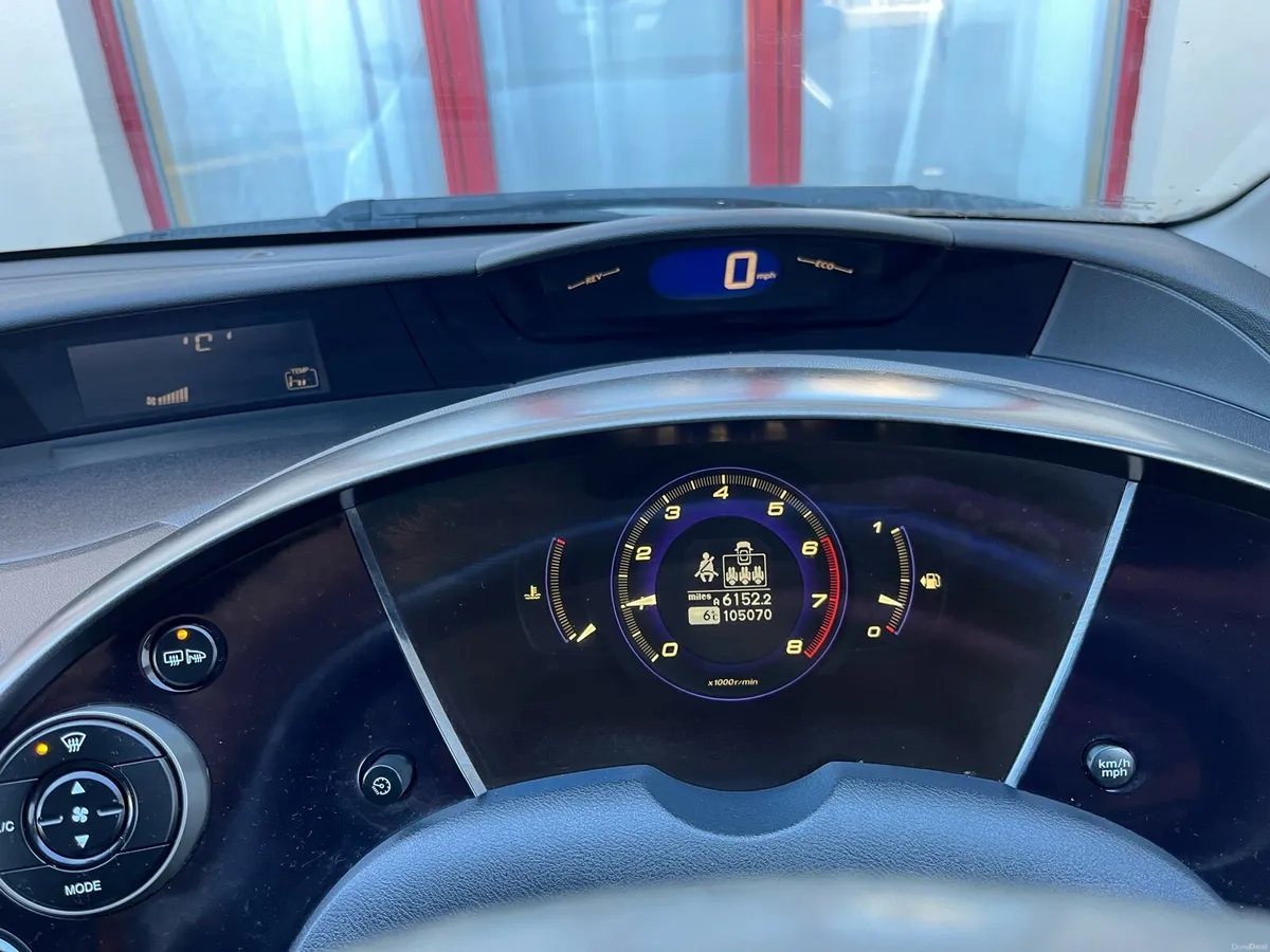 Honda civic 6S M sport(new NCT low mileage) - Image 4