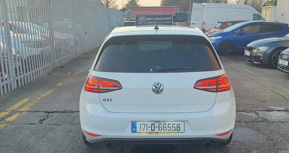 2017 Volkswagen Golf GTI Performance - Image 6
