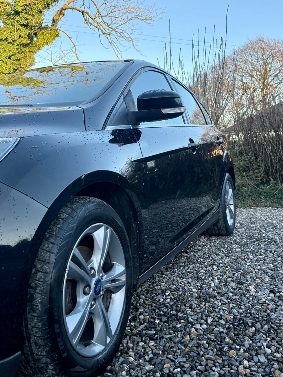 2017 Ford Focus 1.5 TDCi 95PS Full Service History - Image 4