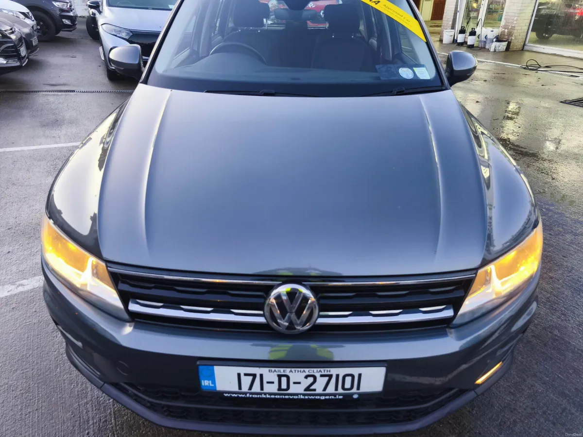Volkswagen Tiguan 2.0 aa approved - Image 2