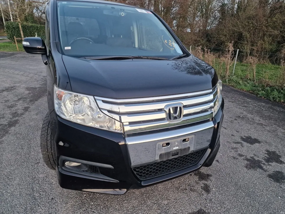 Honda Stepwagon Spada 2.0L Black 83k km warranty - Image 2