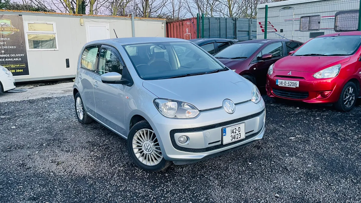 Volkswagen up! 2014 fully automatic 23309km - Image 1