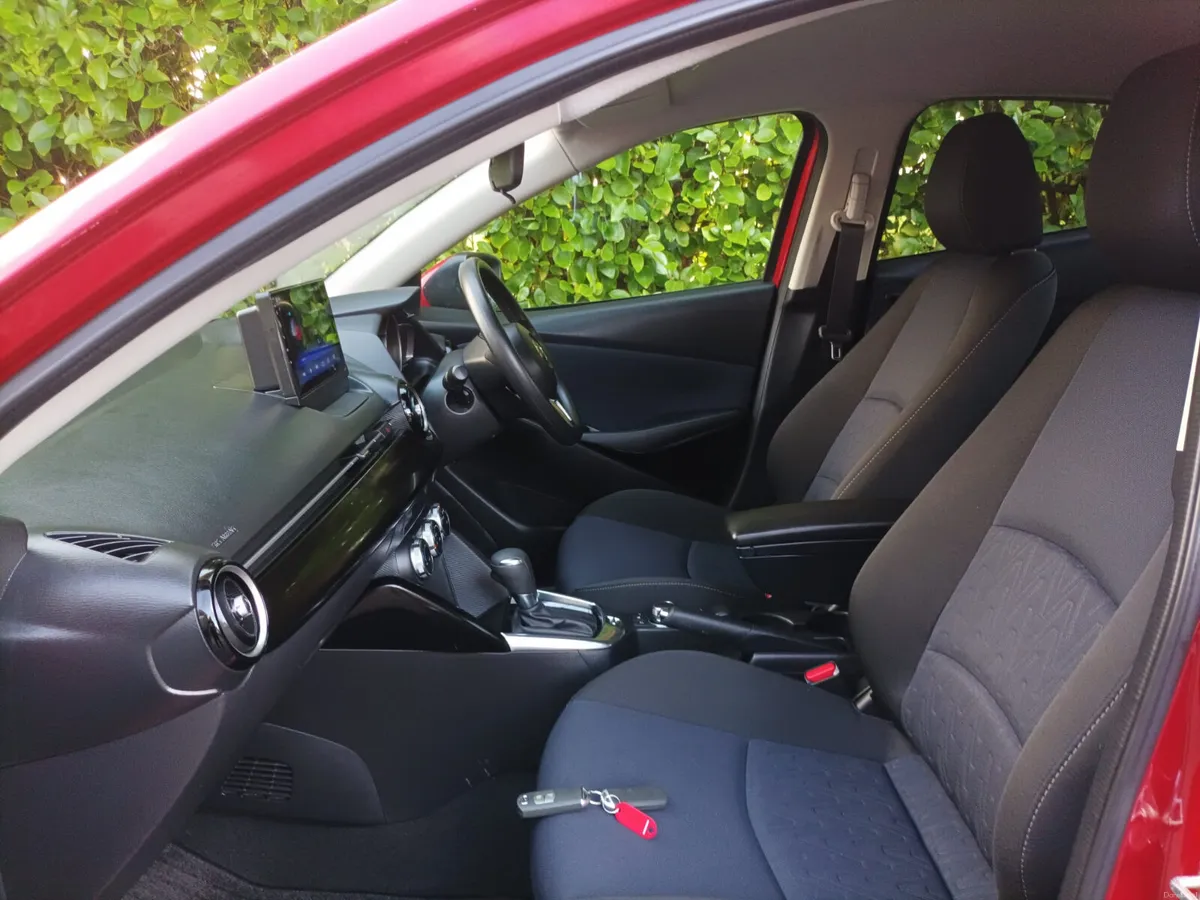 Spotless Low Mileage Mazda 2 1.3 Automatic, 2015 - Image 4