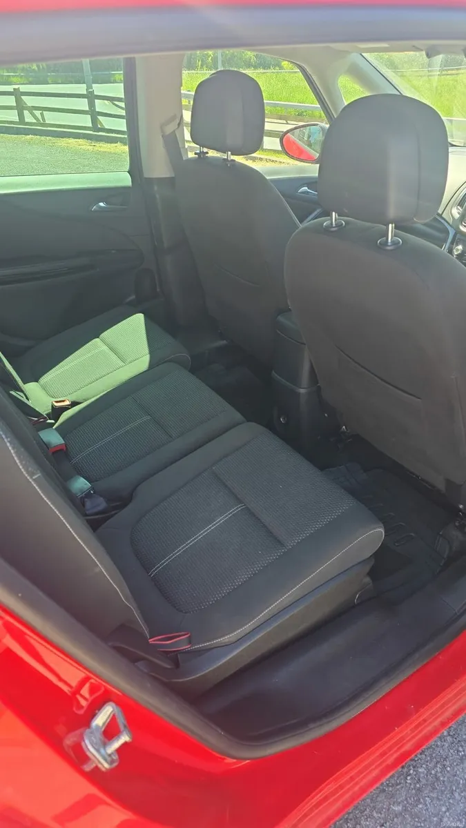 Zafira 2016 - Image 2