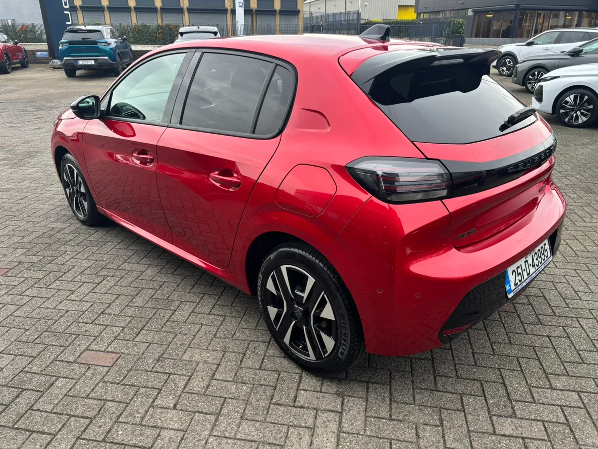 2025 Peugeot 208 Allure Hybrid scrappage offer - Image 6