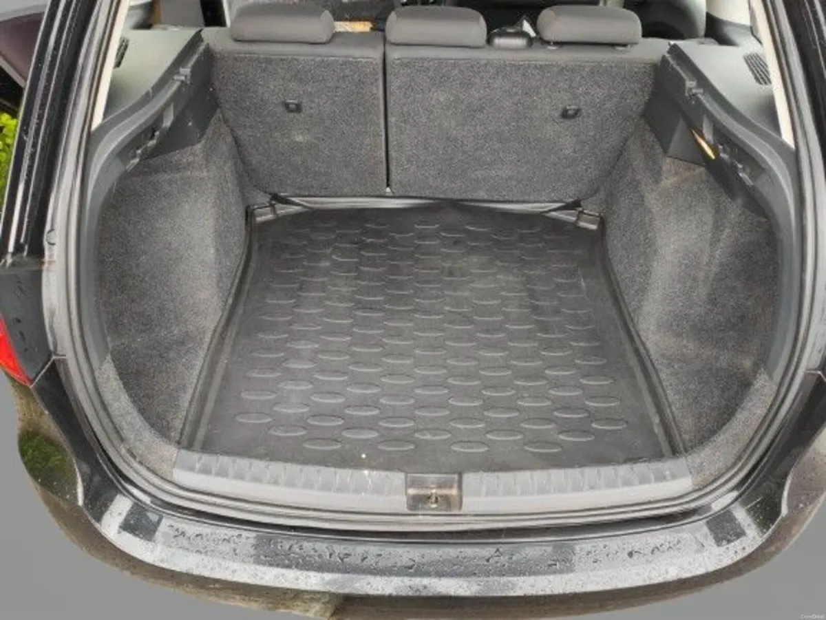 SEAT Ibiza 2012 - Image 5
