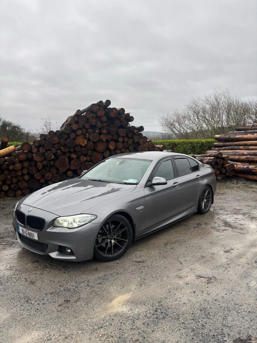 BMW 5-Series 2015 - Image 4