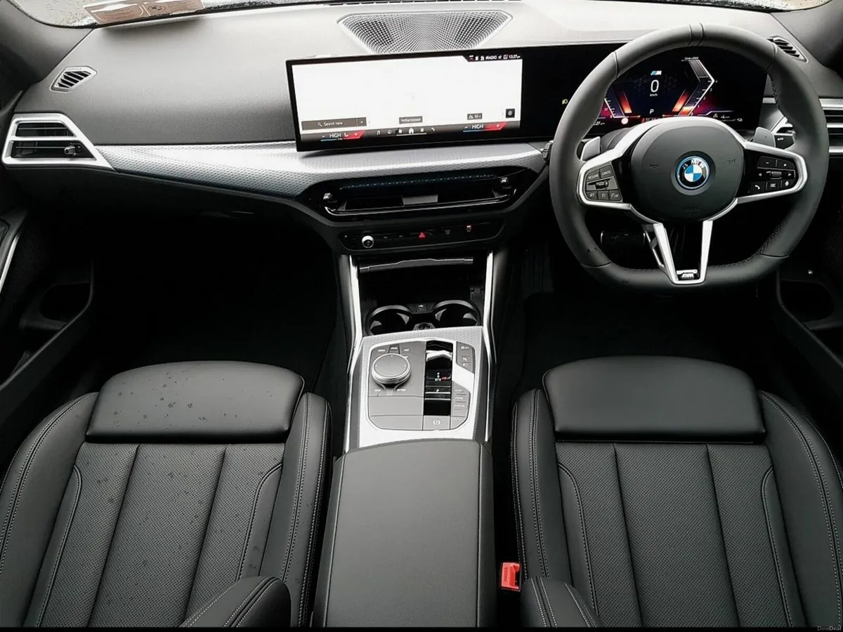 BMW 3-Series 330e M Sport - Image 4