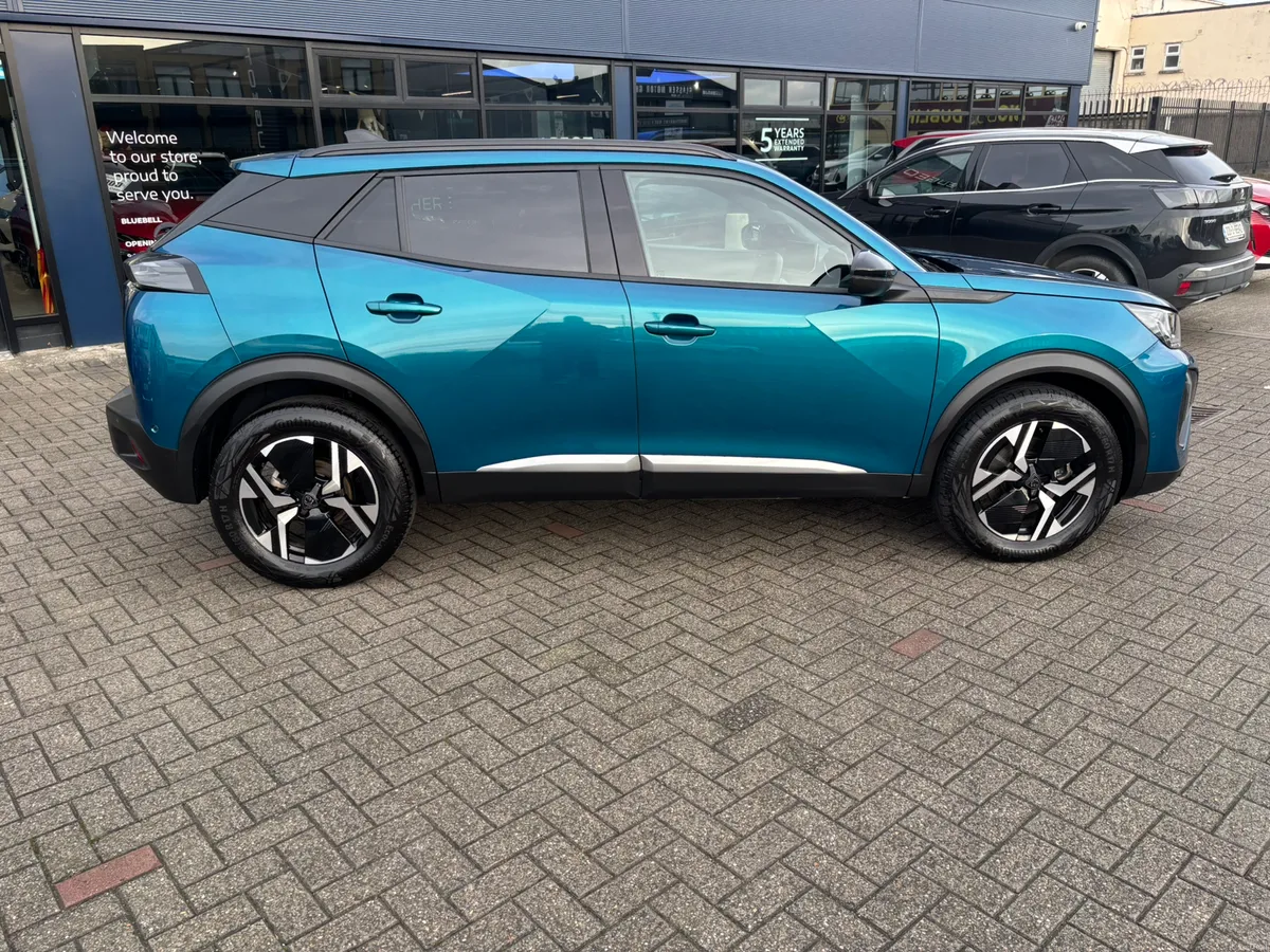 2025 Peugeot 2008 Allure Hybrid scrappage offer - Image 4