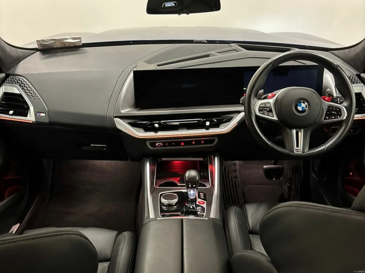BMW XM XM 50e - Image 4