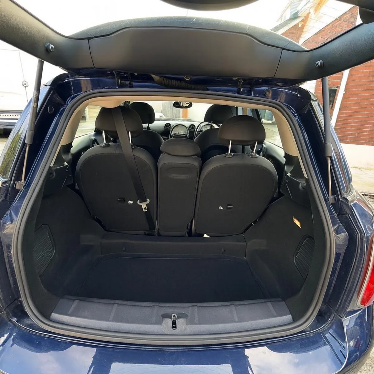 Mini cooper - Image 2