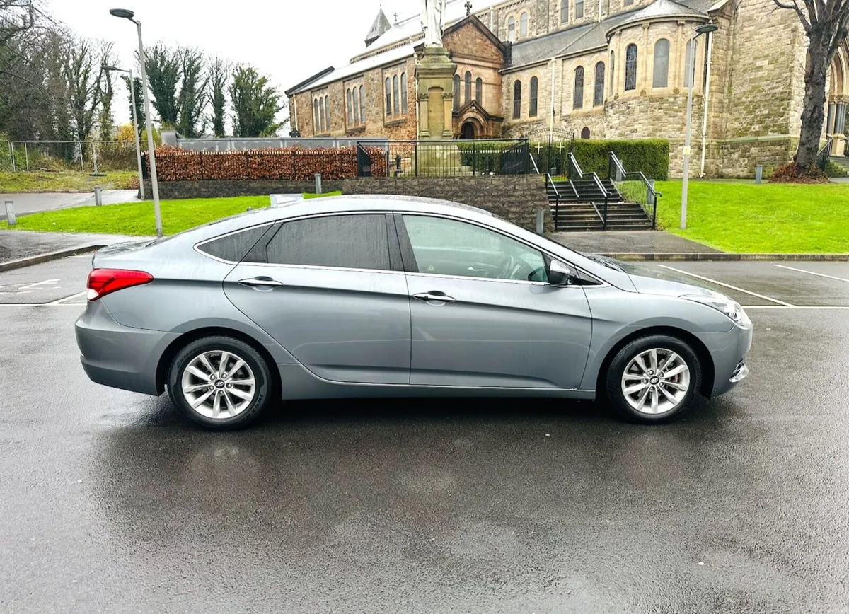 Hyundai i40 2018 - Image 2