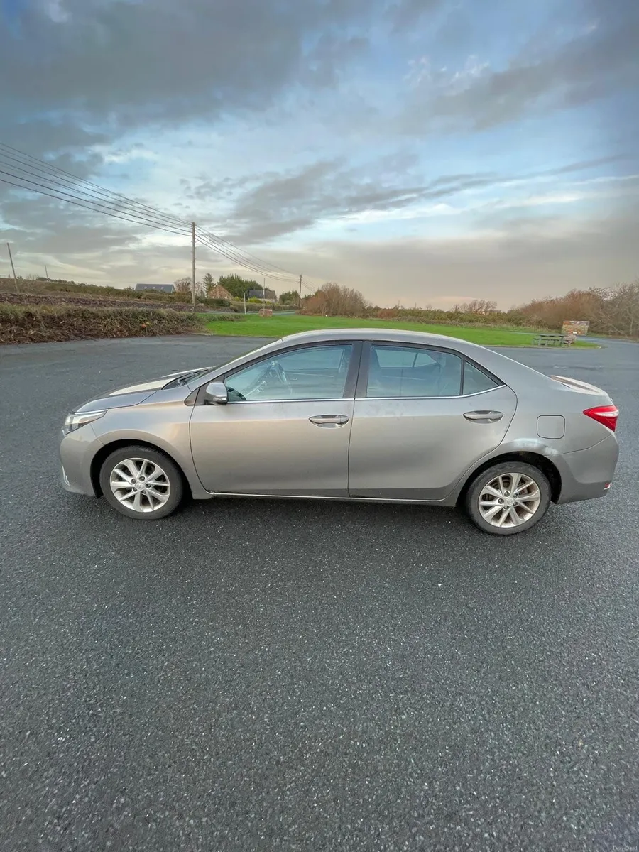 Toyota Corolla 2015 - Image 4