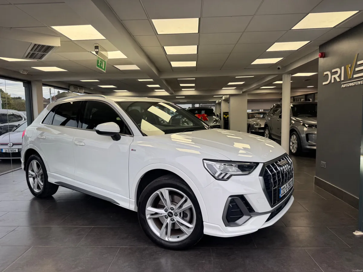 Audi Q3 2023 45 TSI Hybrid S-Line - Image 3